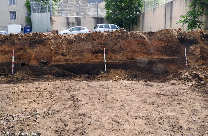 Séquence d'occupation du début de la période moderne du site de la Visitation au Mans (Sarthe), 2016