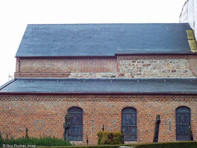 État actuel de l'église Sainte-Benoite de Lerzy (Aisne). Éléments du Moyen Âge au XVIIIe siècle.