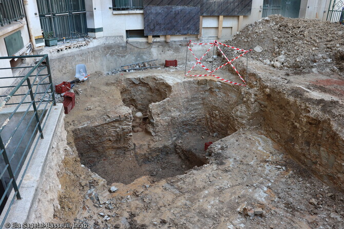 Emprise de la fouille de trois fosses d'époque grecque (IVe siècle av. notre ère) à Marseille (Bouches-du-Rhône), 2021