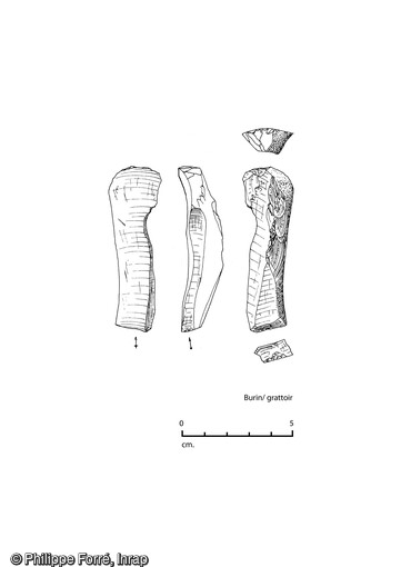Burins, grattoirs découverts sur le site de Louviers (Eure), en 2023. Des vestiges du Paléolithique y ont été mis au jour.