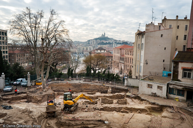 Fouille dans le futur jardin de l'Hôtel Dieu à Marseille, 2010.