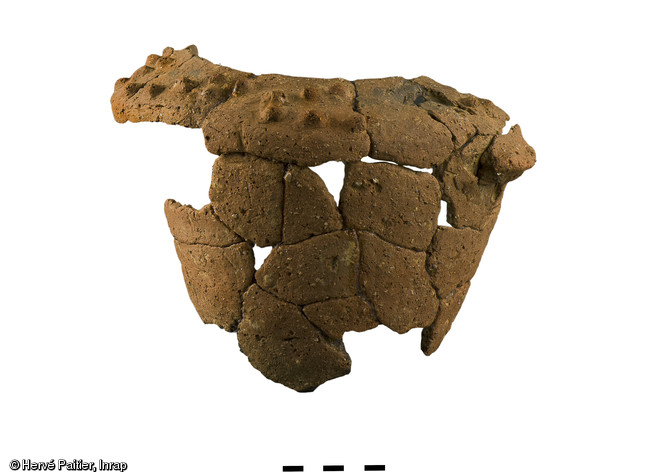 Céramique de l'âge du Bronze découverte lors du diagnostic du site de Lannion.