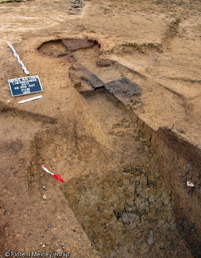 Four à vocation probablement domestique, 80-50 avant notre ère, Meung-sur-Loire (Loiret), 2011.Une partie de la chambre, effondrée, est encore en place.