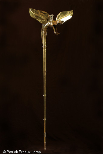 Restitution du Carnyx (trompette de guerre). Haute de 1,8 mètre.