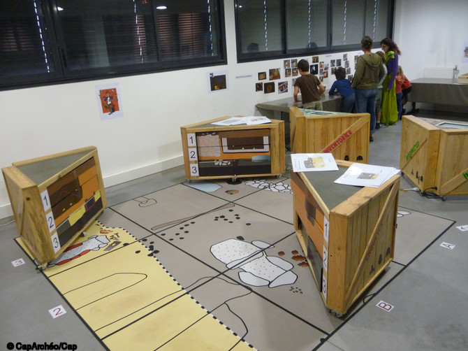 Atelier Stratigraphie réalisé par Cap'Archéo/Cap sciences et présenté lors de l'exposition  les Gaulois d'Aquitaine  à l'Archéopôle, Université de Bordeaux Montaigne, 2011.